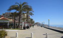 Torrox-Costa Promenade und Strand