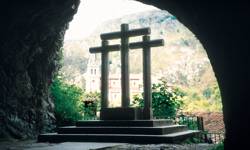 El Transcantabrico GL - Asturien Kultur Basilica de Nuestra de Senora Covadonga